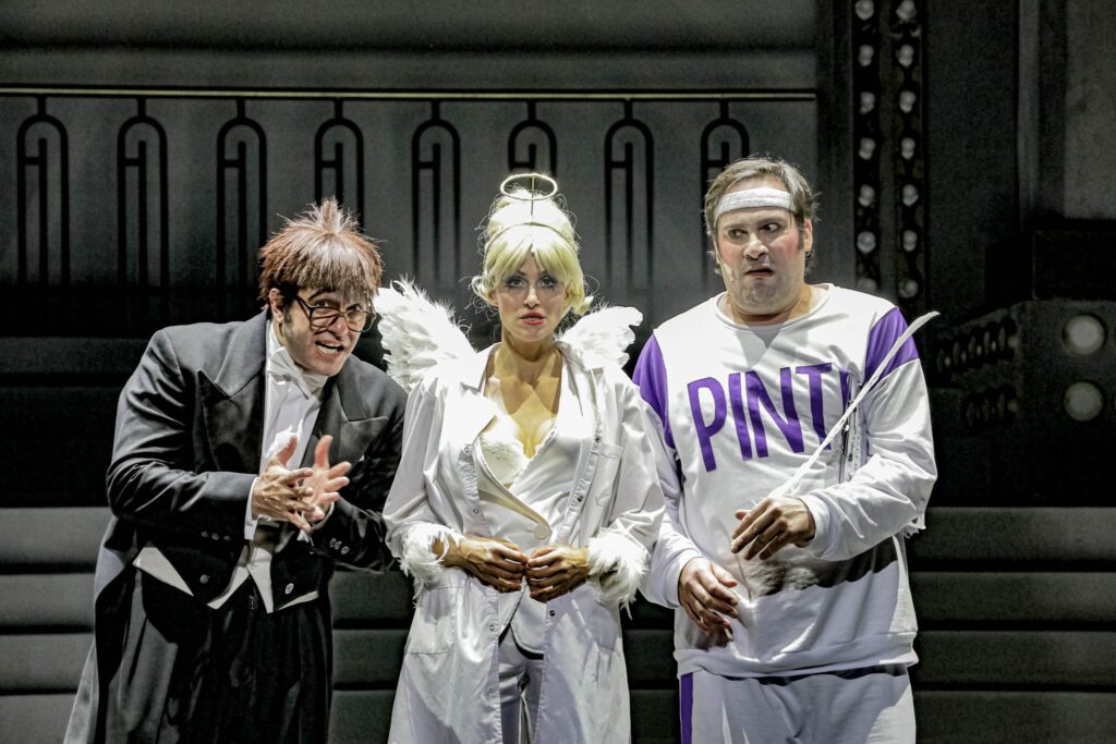 Marco Antonio Caponi, Mónica Antonópulos y Sebastián Suñé protagonizan esta soñada producción. Créditos: Gustavo Gorrini para el TNC.